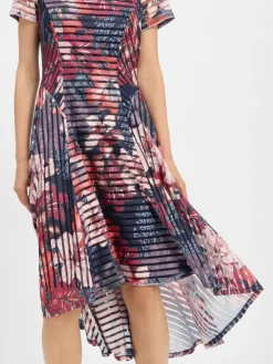 Vera Mont Kleider*Damen Abendkleid aubergine marine gemustert