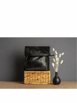 Cluty Taschen & Rucksäcke*Damen Cityrucksack schwarz uni