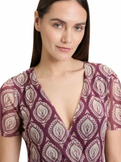 Cartoon Kleider*Damen Kleid aubergine beige gemustert