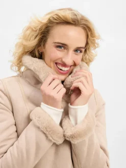 Marie Lund Jacken & Westen*Damen Kunstfelljacke kitt uni