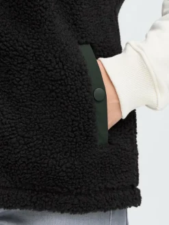 OXMO Jacken & Westen*Damen Plüschweste - OXABBY schwarz uni