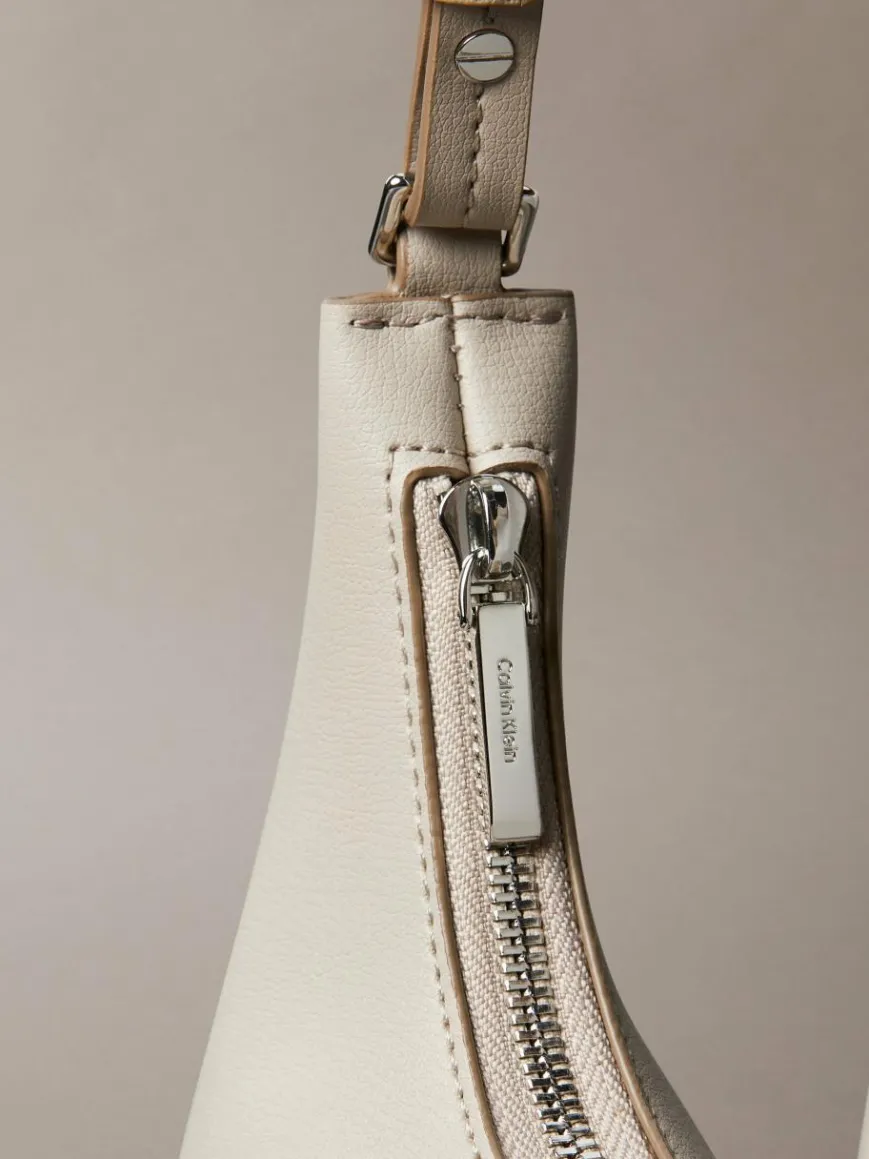 Calvin Klein Taschen & Rucksäcke*Damen Schultertasche beige uni