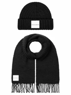 Navahoo Mützen & Hüte|Schals & Tücher*Damen Strickschal - Kuschelpärchen 14 schwarz uni