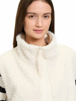 Betty & Co Jacken & Westen*Damen Weste ecru uni